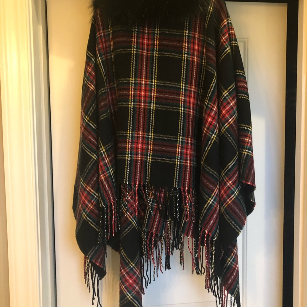 J crew tartan and fur fringe shawl OS